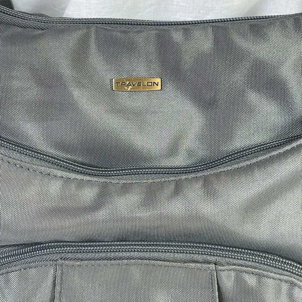 ⭐️TRAVELON ANTI-THEFT‎ GRAY/BURNT ORANGE ROUND HOBO RFID, Gently Used